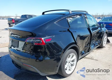 2021 Tesla Model Y Long Range Dual Motor All-Wheel Drive from USA, damaged, VIN 5YJYGDEE5MF297624